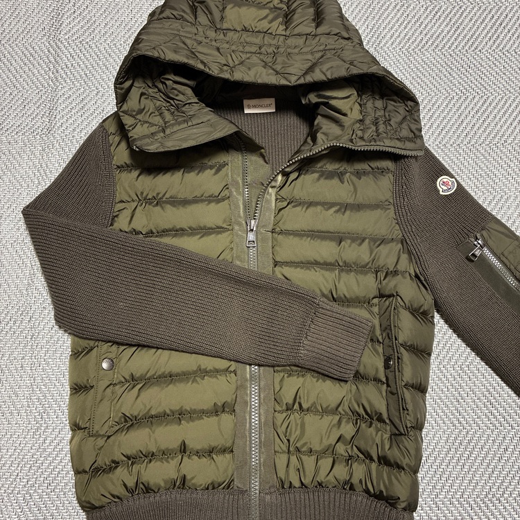 ダウンニット（古着・ファッション）の商品画像 - 査定依頼日：2025年11月6日 - 最高査定価格：37,500円