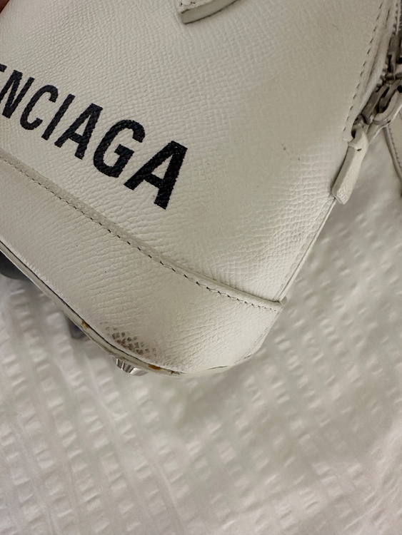 ヴィル ハンドバッグxxs（ブランドバッグ）の商品画像 - 査定依頼日：2026年1月8日 - 最高査定価格：70,000円