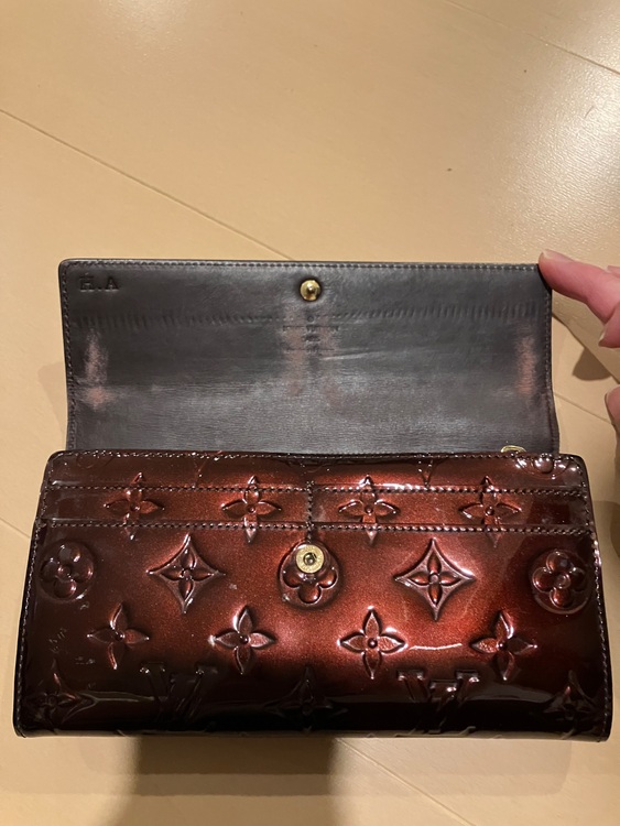 ヴェルニ　長財布（ブランド財布・小物）の商品画像 - 査定依頼日：2025年11月18日 - 最高査定価格：11,000円