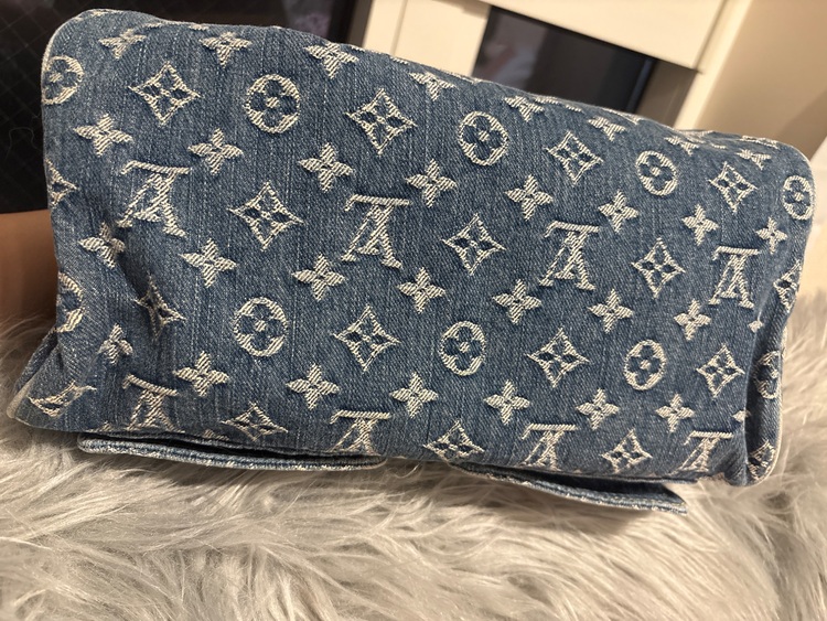 LOUIS VUITTON ルイヴィトン ネオスピーディ デニム バッグ （ブランドバッグ）の商品画像 - 査定依頼日：2025年9月24日 - 最高査定価格：200,000円