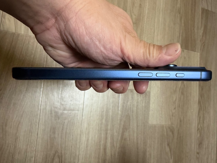 iPhone iPhone 17 Pro Max 1TB SIMフリー（スマホ）の商品画像 - 査定依頼日：2026年10月14日 - 最高査定価格：219,000円