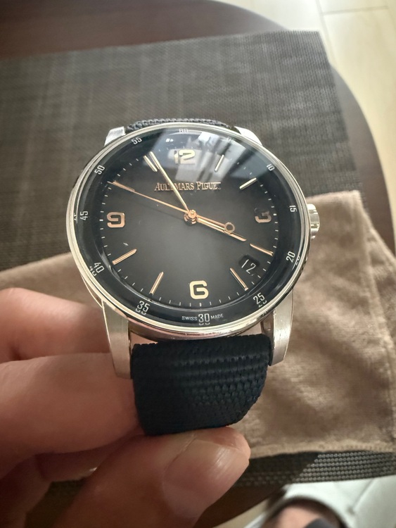 オーデマピゲ その他 15210CR.OO.A002CR.01 code 11.59（高級時計）の商品画像 - 査定依頼日：2025年7月14日 - 最高査定価格：2,800,000円