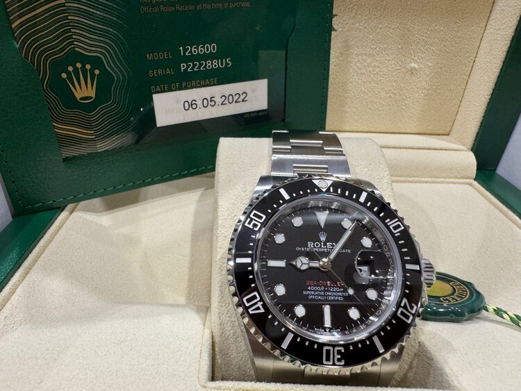 126600（高級時計）の商品画像 - 査定依頼日：2025年5月23日 - 最高査定価格：1,750,000円