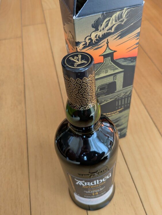 ウイスキー アードベッグ （お酒）の商品画像 - 査定依頼日：2026年1月9日 - 最高査定価格：50,000円