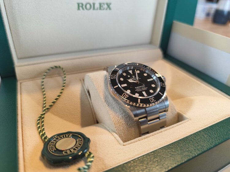 ロレックス サブマリーナー 124060（高級時計）の商品画像 - 査定依頼日：2026年2月25日 - 最高査定価格：2,000,000円