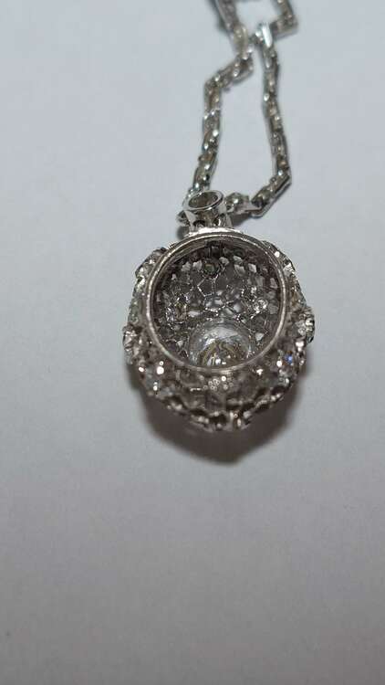 BUCCELLATI K18WG ダイヤモンドネックレス（宝石）の商品画像 - 査定依頼日：2024年12月23日 - 最高査定価格：2,000,000円