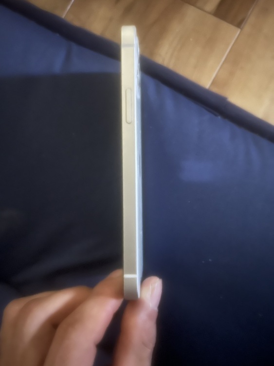 iPhone12（スマホ）の商品画像 - 査定依頼日：2026年3月2日 - 最高査定価格：20,000円