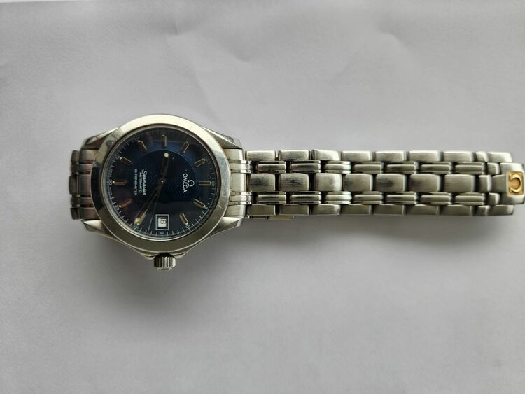 シーマスタークロノメーター（高級時計）の商品画像 - 査定依頼日：2025年6月16日 - 最高査定価格：160,000円