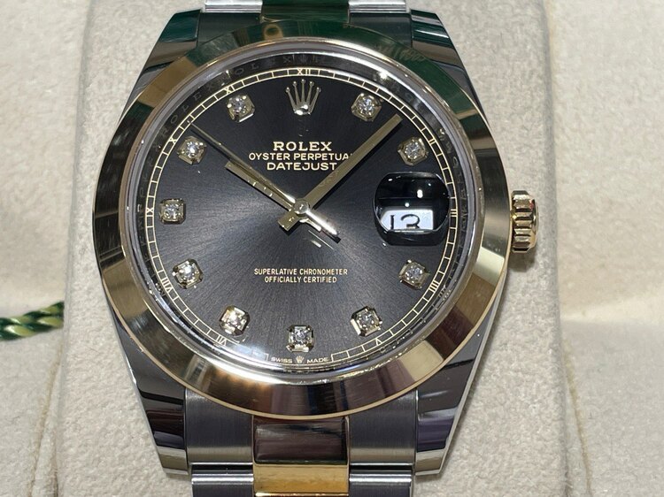 ロレックス デイトジャスト 126303G（高級時計）の商品画像 - 査定依頼日：2025年3月19日 - 最高査定価格：2,050,000円