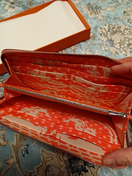 シルクイン長財布（ブランド財布・小物）の商品画像 - 査定依頼日：2025年7月2日 - 最高査定価格：50,000円