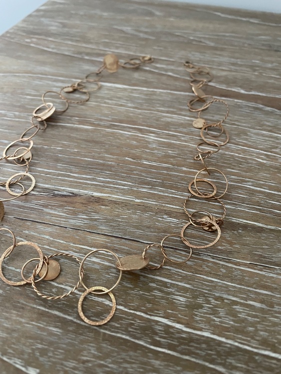 　ネックレスk18（金・貴金属）の商品画像 - 査定依頼日：2025年7月22日 - 最高査定価格：280,000円