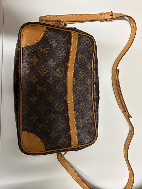 バック（ブランドバッグ）の商品画像 - 査定依頼日：2026年4月1日 - 最高査定価格：120,000円