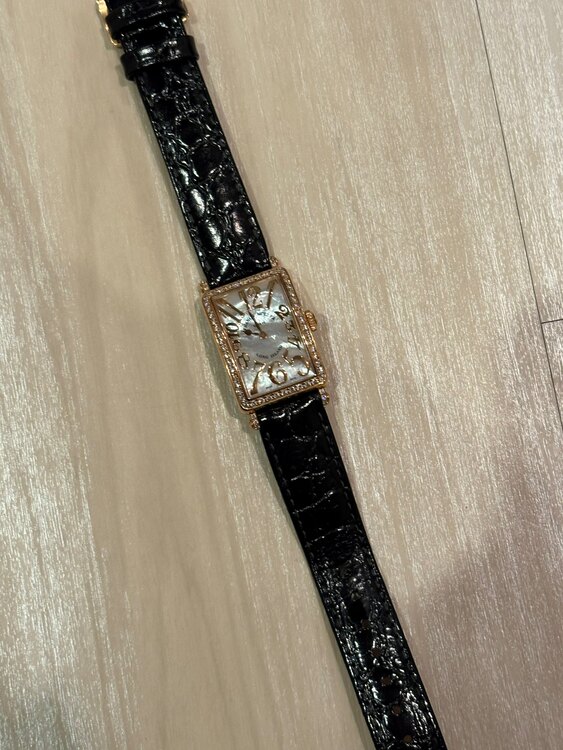 902QZ（高級時計）の商品画像 - 査定依頼日：2025年4月4日 - 最高査定価格：1,450,000円