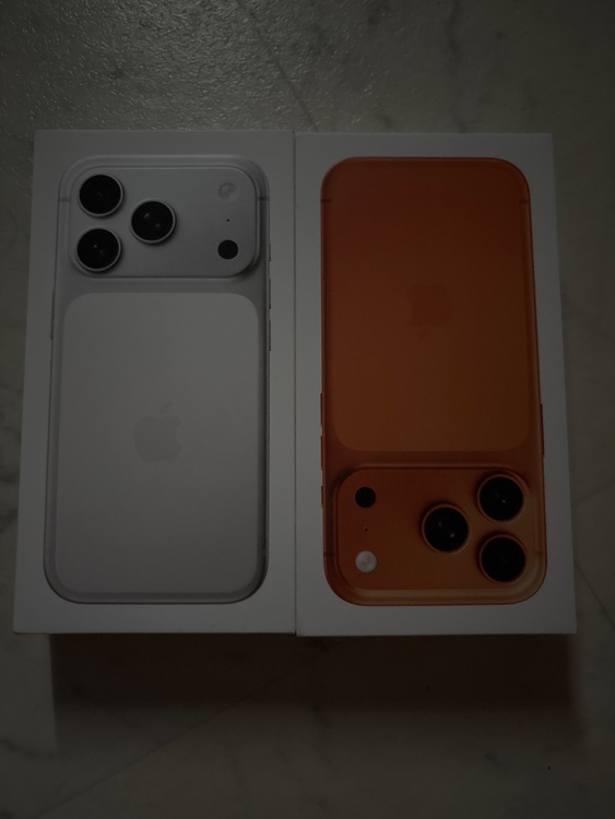 iPhone17pro256GB（スマホ）の商品画像 - 査定依頼日：2026年6月26日 - 最高査定価格：186,000円
