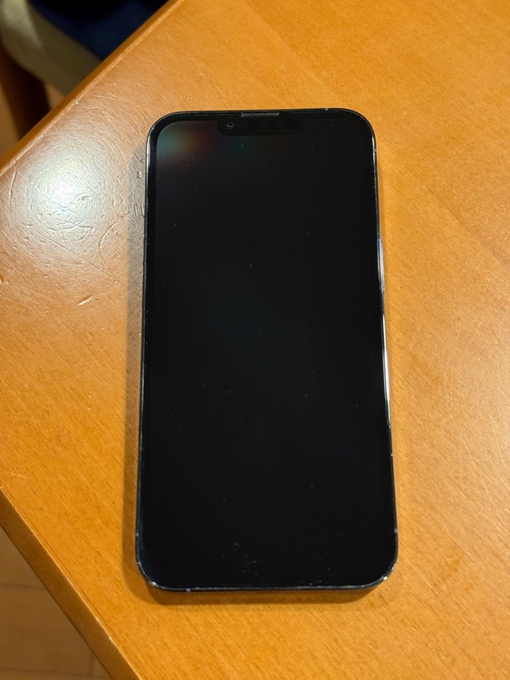 iPhone13pro（スマホ）の商品画像 - 査定依頼日：2025年10月4日 - 最高査定価格：61,000円