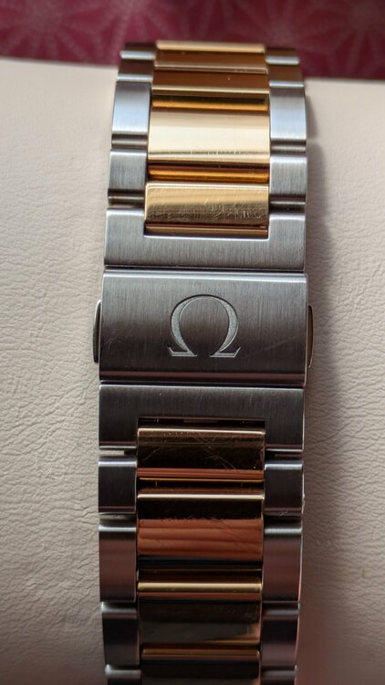 オメガ シーマスター 2312042210800（高級時計）の商品画像 - 査定依頼日：2026年3月5日 - 最高査定価格：950,000円