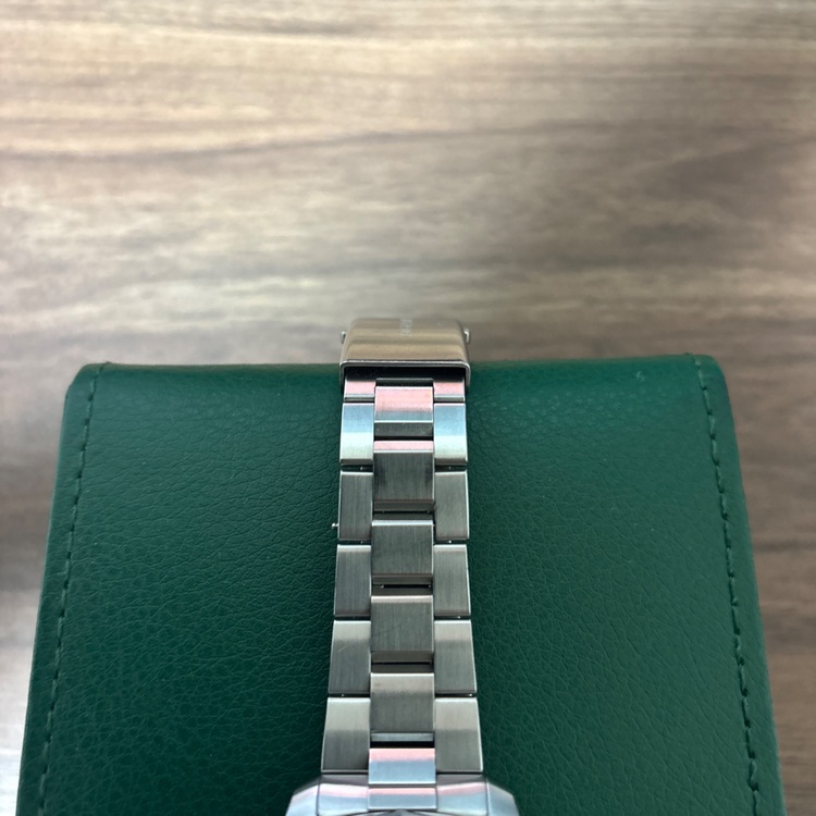 タグホイヤー WAP2010 アクアレーサー キャリバー5（高級時計）の商品画像 - 査定依頼日：2025年10月22日 - 最高査定価格：100,000円