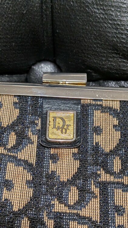 クラッチバッグ　トロリー（ブランドバッグ）の商品画像 - 査定依頼日：2026年2月12日 - 最高査定価格：8,000円