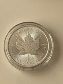 メープルリーフ銀貨1oz（金・貴金属）の商品画像 - 査定依頼日：2024年12月2日 - 最高査定価格：4,500円