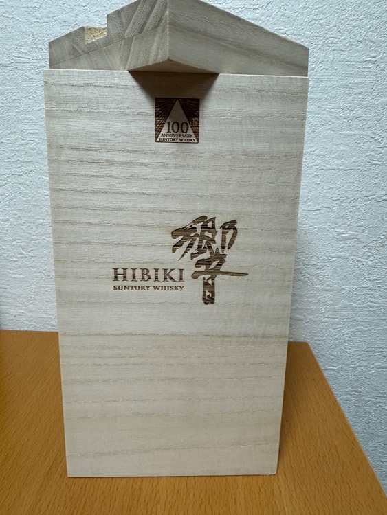 100th アニバーサリー（お酒）の商品画像 - 査定依頼日：2025年11月26日 - 最高査定価格：1,248,000円