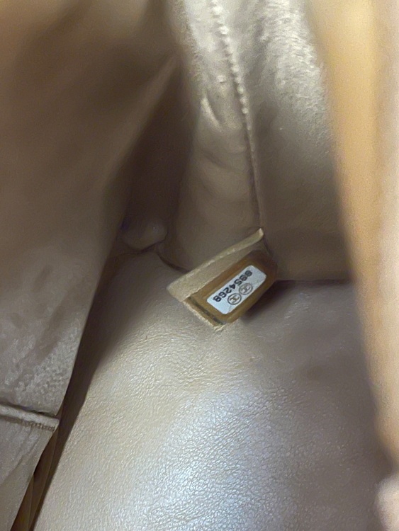 復刻トート　キャビアスキン　ベージュ（ブランドバッグ）の商品画像 - 査定依頼日：2025年7月28日 - 最高査定価格：145,000円