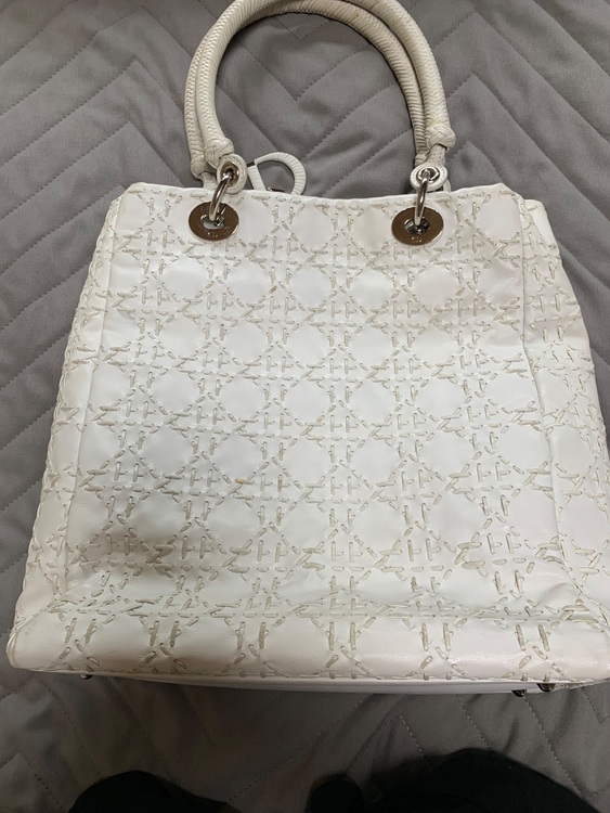 レディディオール（ブランドバッグ）の商品画像 - 査定依頼日：2025年6月22日 - 最高査定価格：40,000円