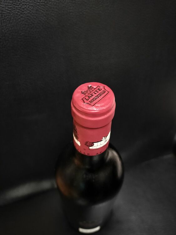 シャトー・ラフィット・ロートシルト 1998 750ml（お酒）の商品画像 - 査定依頼日：2025年8月17日 - 最高査定価格：63,000円