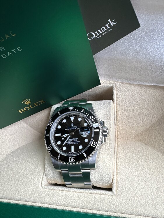 ロレックス サブマリーナー 116610LN（高級時計）の商品画像 - 査定依頼日：2025年4月10日 - 最高査定価格：1,650,000円