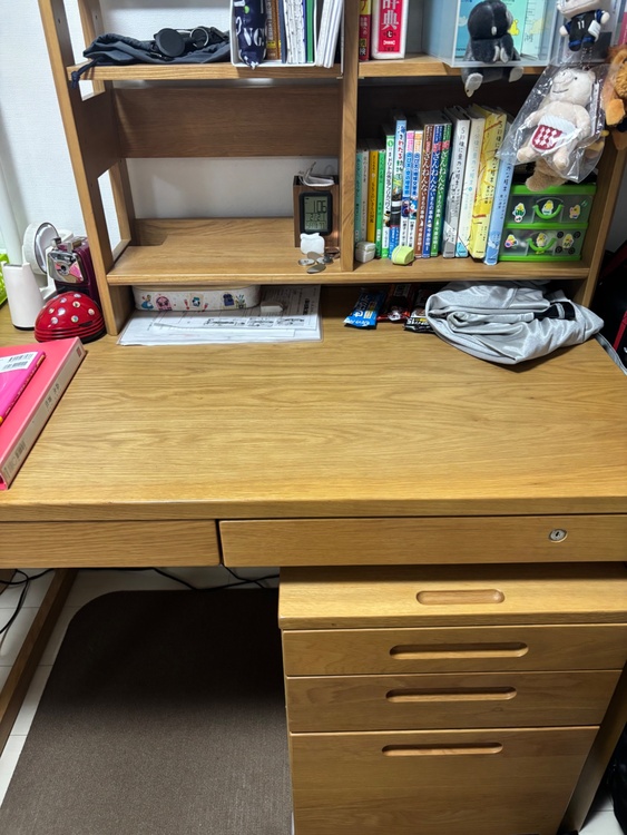 コイズミ学習机　BEENO  BDD-073NS（家具・寝具）の商品画像 - 査定依頼日：2026年5月18日 - 最高査定価格：3,000円
