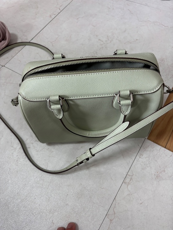 その他 コーチ （ブランドバッグ）の商品画像 - 査定依頼日：2026年4月2日 - 最高査定価格：2,500円