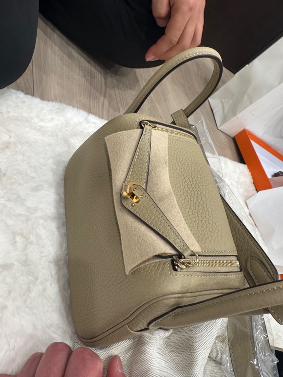 エルメス リンディ （ブランドバッグ）の商品画像 - 査定依頼日：2026年2月19日 - 最高査定価格：1,320,000円