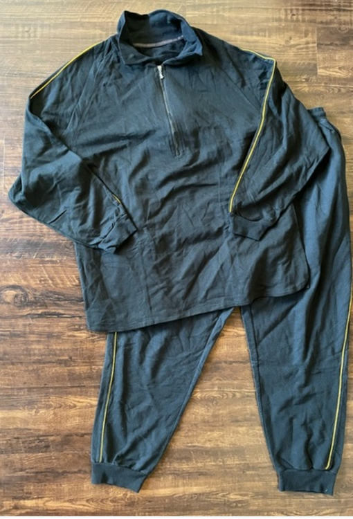 クォータージップコーディネートセットトラックスーツ（古着・ファッション）の商品画像 - 査定依頼日：2026年2月14日 - 最高査定価格：100,000円