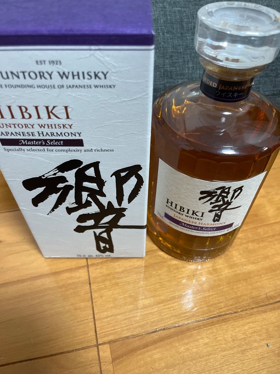 ウイスキー サントリー響（お酒）の商品画像 - 査定依頼日：2026年9月13日 - 最高査定価格：13,000円