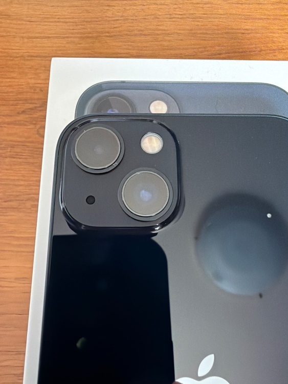 iPhone 13 128GB docomo（スマホ）の商品画像 - 査定依頼日：2026年4月20日 - 最高査定価格：36,000円