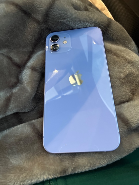 iPhone 12 64GB Softbank（スマホ）の商品画像 - 査定依頼日：2026年4月13日 - 最高査定価格：24,000円