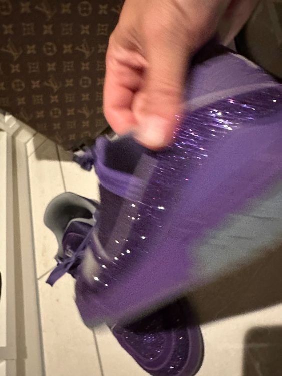 スニーカー（古着・ファッション）の商品画像 - 査定依頼日：2025年10月21日 - 最高査定価格：100,000円