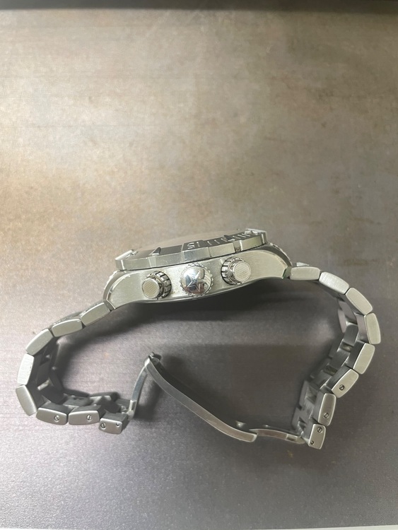 ゼニス エルプリメロ 03.0526.402（高級時計）の商品画像 - 査定依頼日：2025年8月7日 - 最高査定価格：400,000円