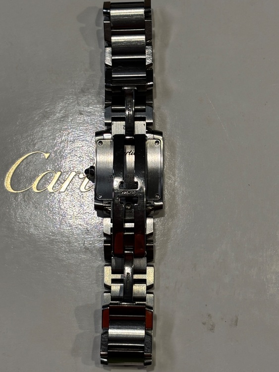 TANK FR PM ACIER Q（高級時計）の商品画像 - 査定依頼日：2025年11月14日 - 最高査定価格：400,000円