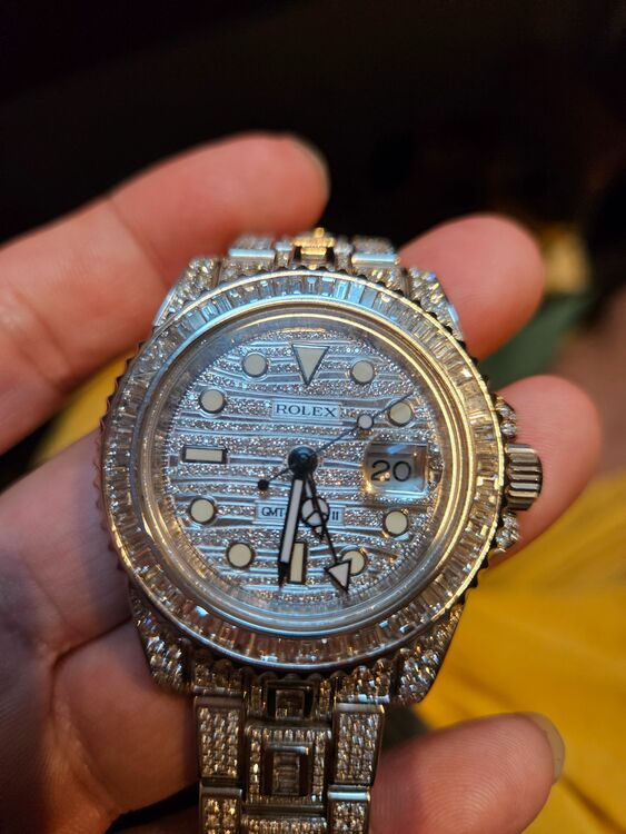 ロレックス GMTマスター （高級時計）の商品画像 - 査定依頼日：2025年8月21日 - 最高査定価格：4,000,000円