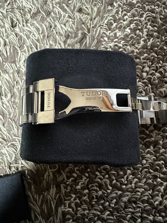 ヘリテージブラックベイ（高級時計）の商品画像 - 査定依頼日：2025年12月17日 - 最高査定価格：335,000円