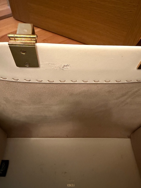 フェンディ  （ブランドバッグ）の商品画像 - 査定依頼日：2026年4月19日 - 最高査定価格：130,000円