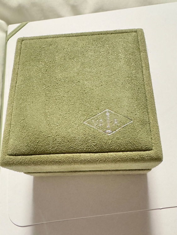  スウィート アルハンブラ ペンダント K18PG マザーオブパール ローズゴー（金・貴金属）の商品画像 - 査定依頼日：2025年11月21日 - 最高査定価格：240,000円