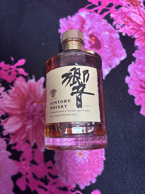 ウイスキー サントリー響 （お酒）の商品画像 - 査定依頼日：2026年3月29日 - 最高査定価格：30,000円