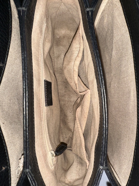 グッチ  （ブランドバッグ）の商品画像 - 査定依頼日：2025年9月26日 - 最高査定価格：40,000円