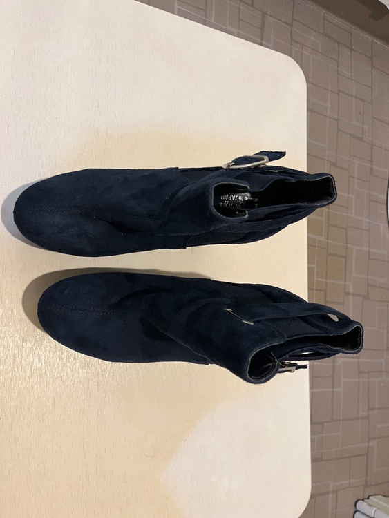 ブーツ、（古着・ファッション）の商品画像 - 査定依頼日：2026年2月5日 - 最高査定価格：100,000円