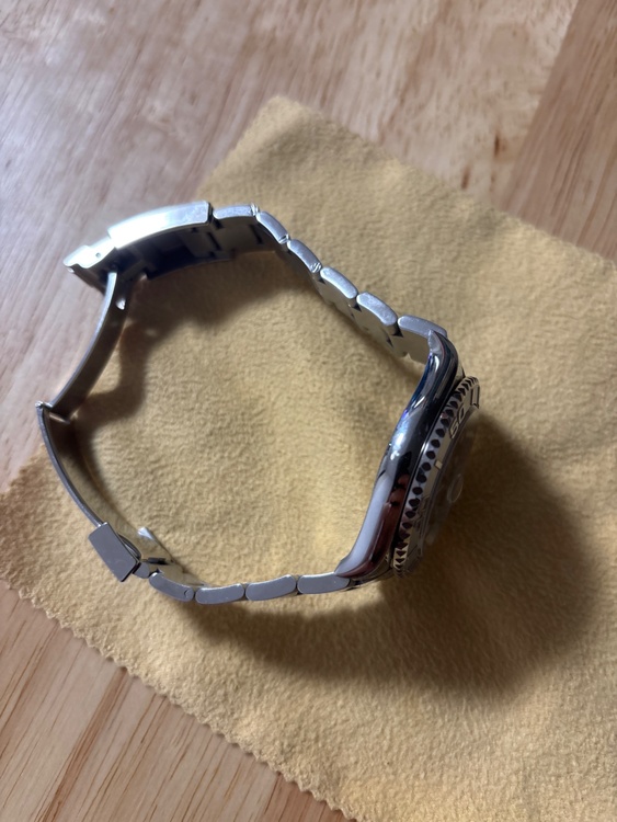 ロレックス ヨットマスター 12962（高級時計）の商品画像 - 査定依頼日：2026年4月12日 - 最高査定価格：2,400,000円