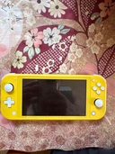 Switchライト（ゲーム機本体・ゲームソフト）の商品画像 - 査定依頼日：2025年7月21日 - 最高査定価格：7,000円