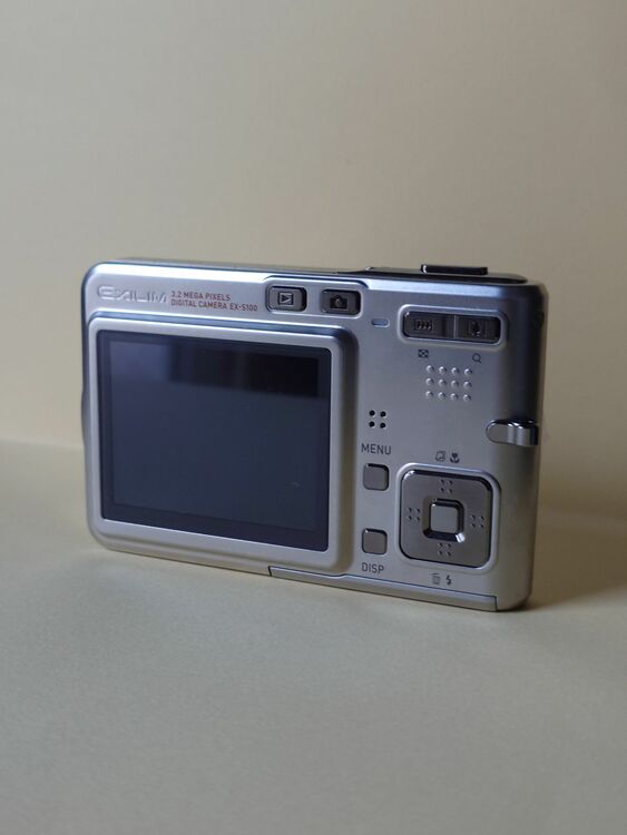 casio exilim ex-s100（カメラ）の商品画像 - 査定依頼日：2025年10月20日 - 最高査定価格：5,000円