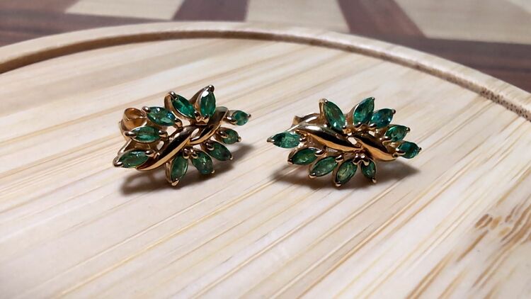 エメラルドピアス（金・貴金属）の商品画像 - 査定依頼日：2025年7月10日 - 最高査定価格：45,000円
