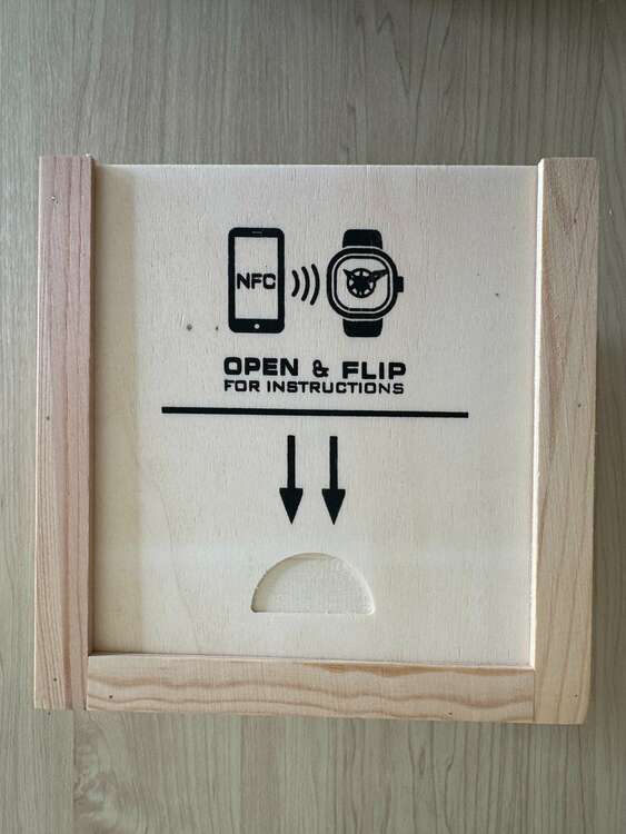 セブン・フライデー レフトハンド ２種類（高級時計）の商品画像 - 査定依頼日：2024年11月8日 - 最高査定価格：70,000円